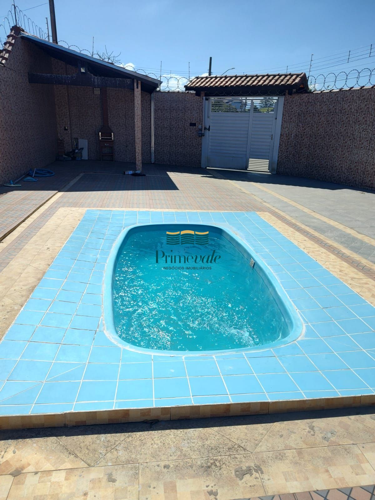Casa, 1 quarto, 106 m² - Foto 2