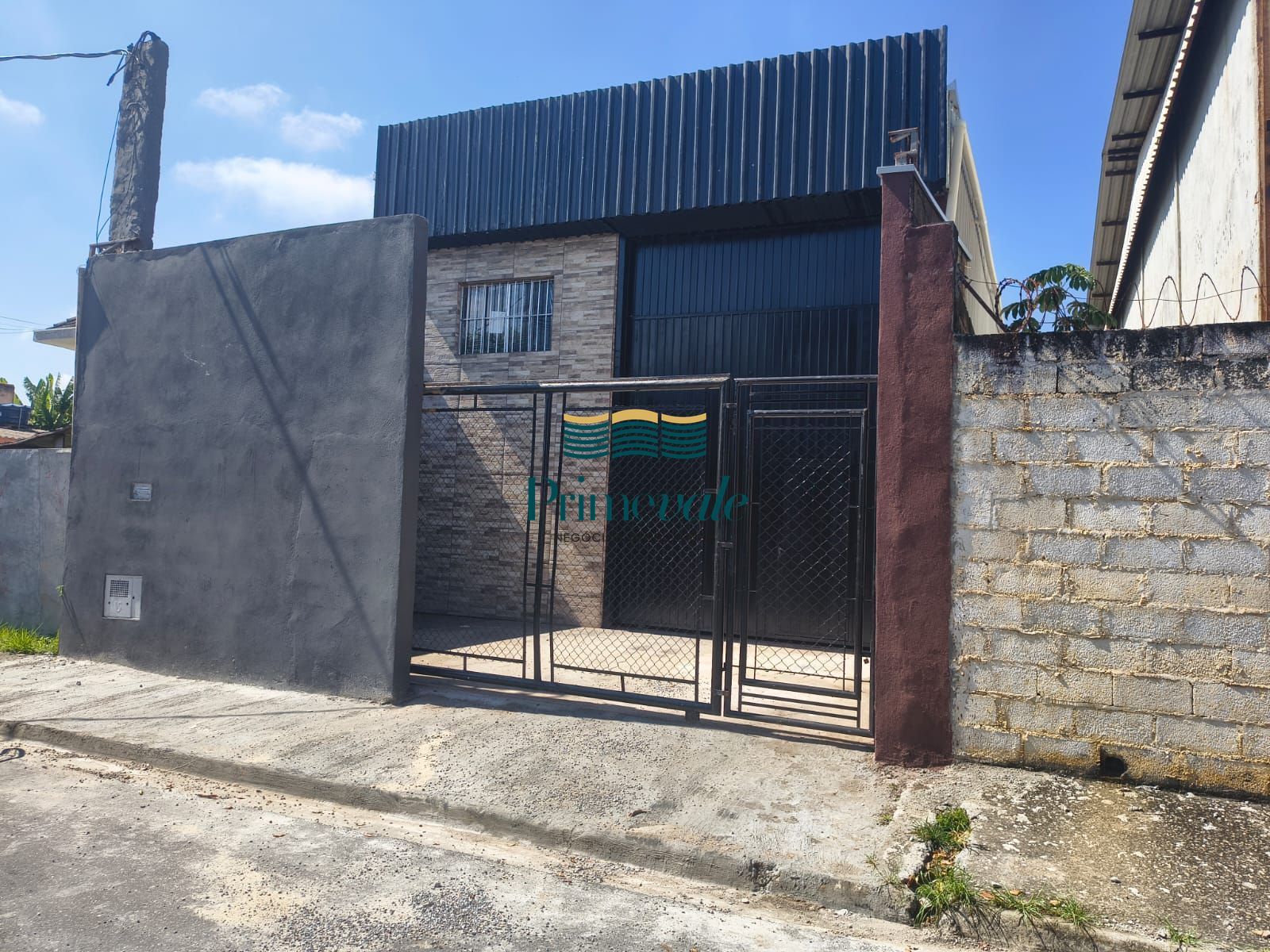 Depósito-Galpão, 207 m² - Foto 1