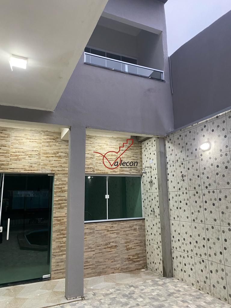 Sobrado à venda com 4 quartos, 225m² - Foto 2