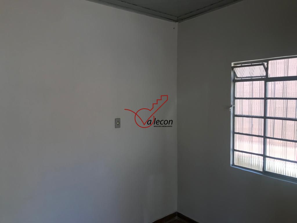 Casa à venda com 6 quartos, 197m² - Foto 14