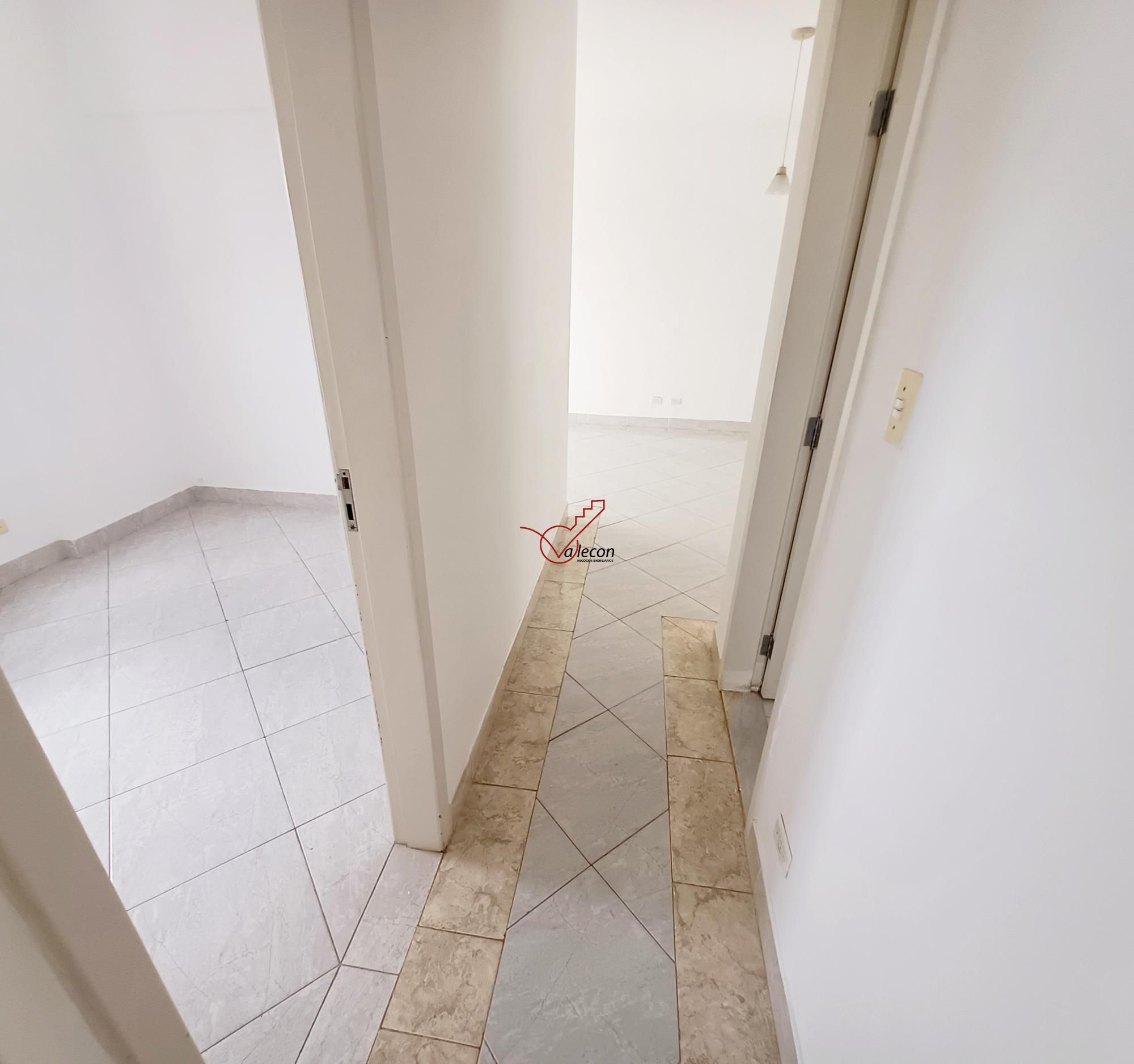 Apartamento para alugar com 2 quartos, 65m² - Foto 15