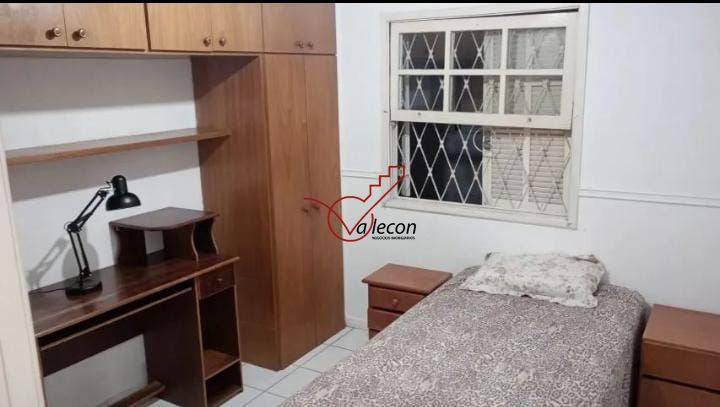 Casa à venda com 3 quartos, 250m² - Foto 7