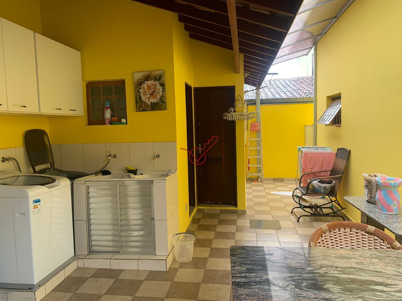 Casa à venda com 3 quartos, 220m² - Foto 16