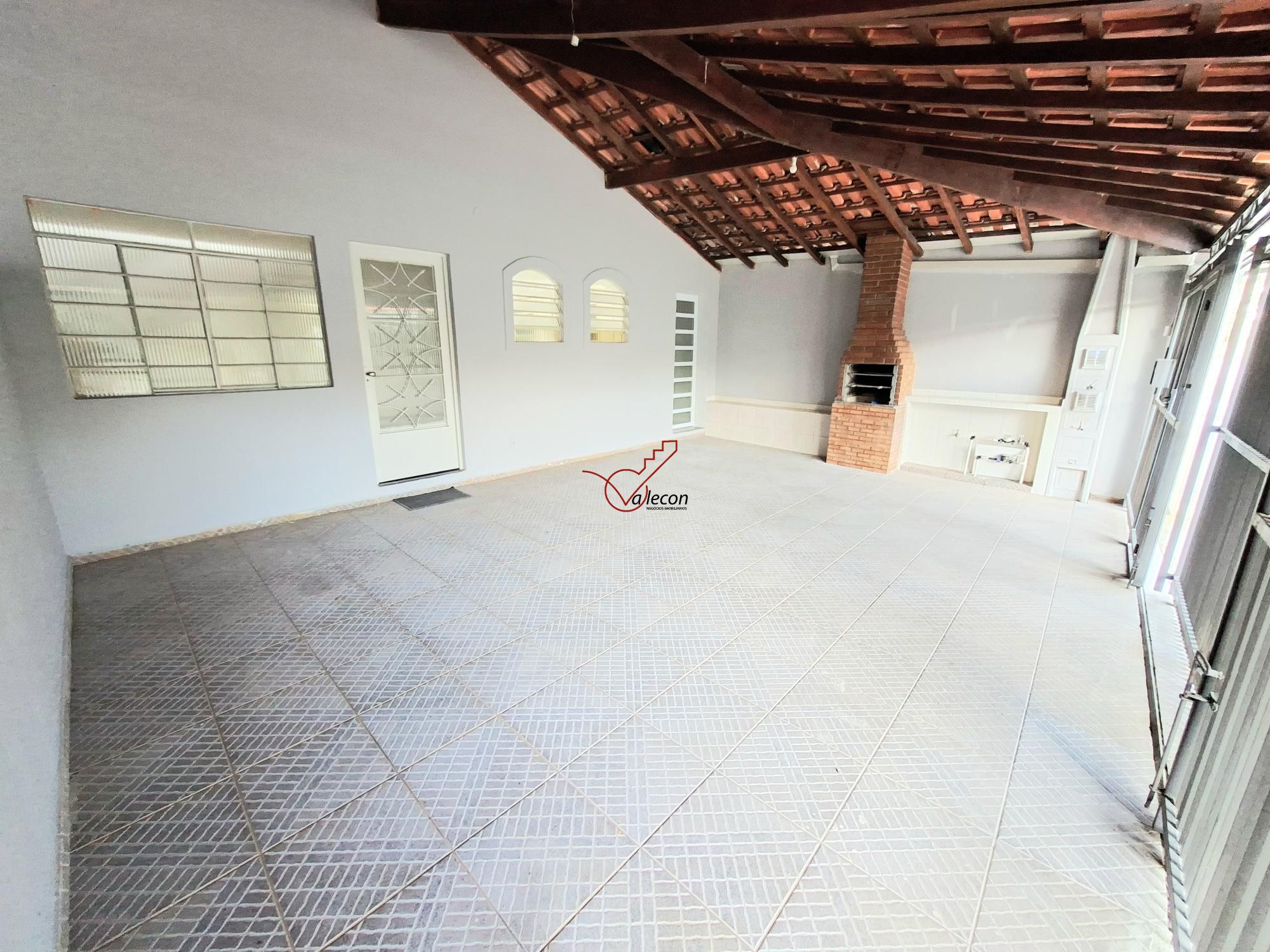 Casa, 3 quartos, 200 m² - Foto 2