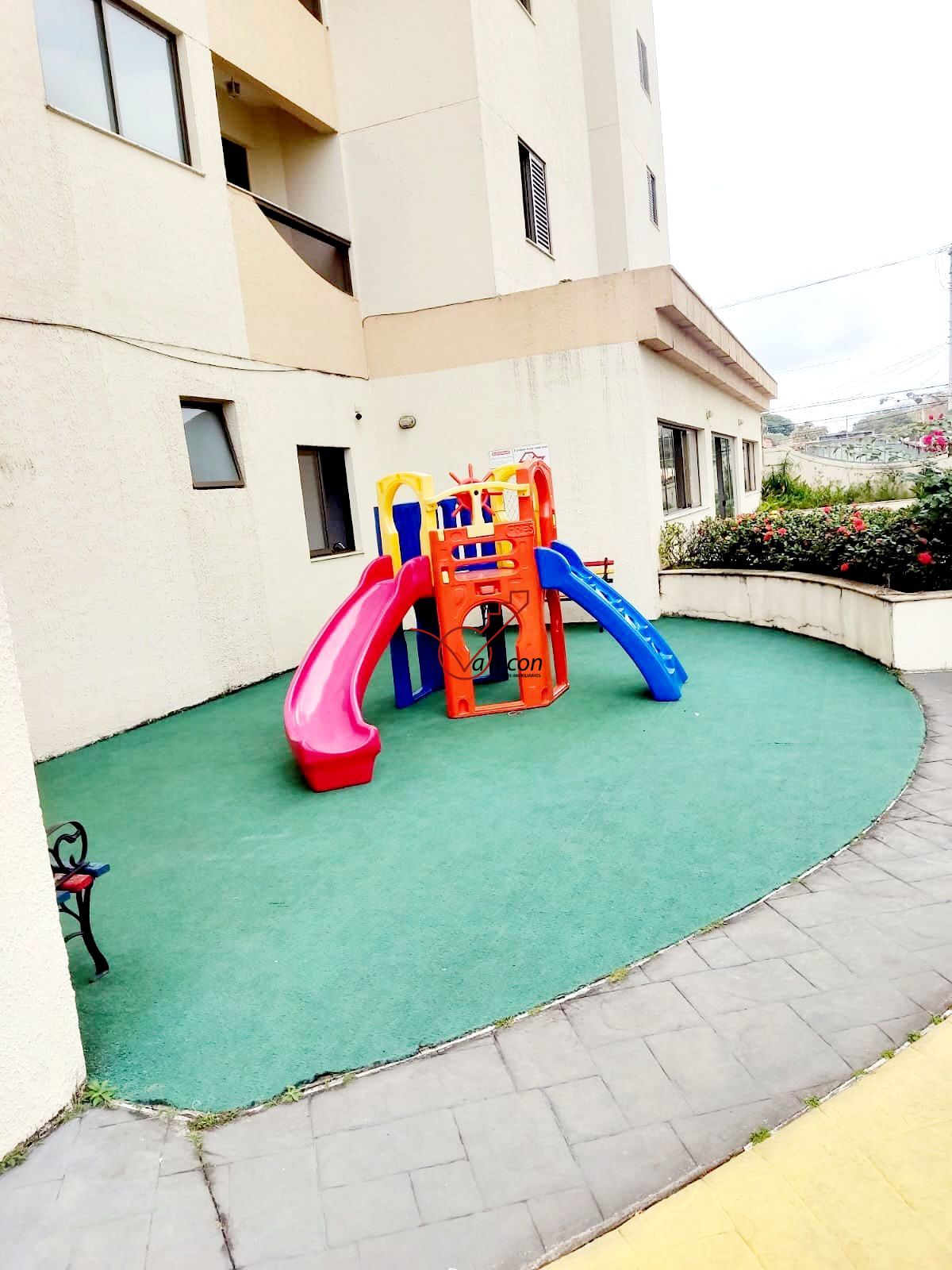 Apartamento para alugar com 2 quartos, 65m² - Foto 22
