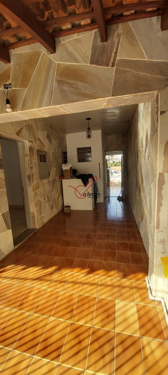 Casa à venda com 2 quartos, 100m² - Foto 14