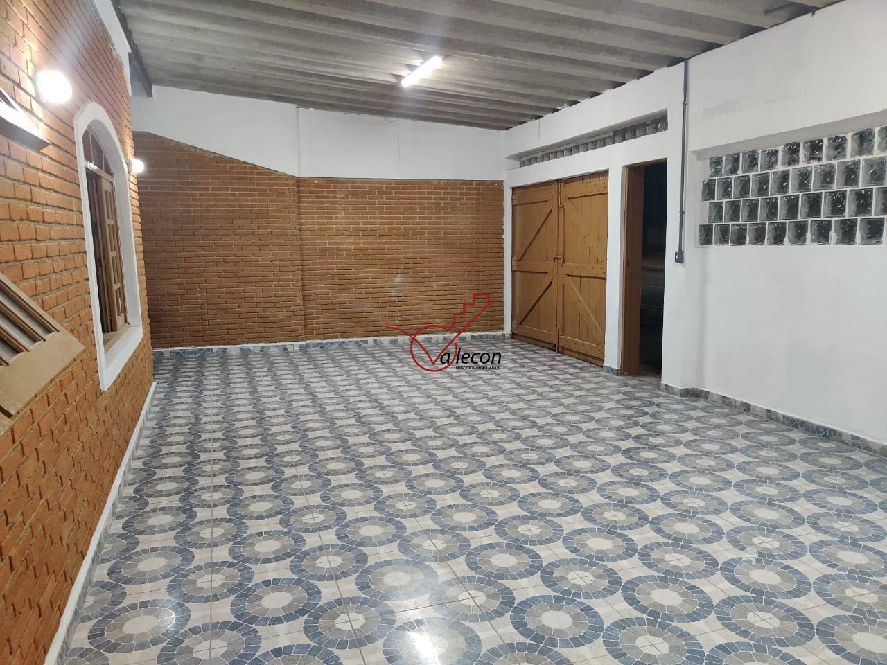 Casa à venda com 4 quartos, 170m² - Foto 14