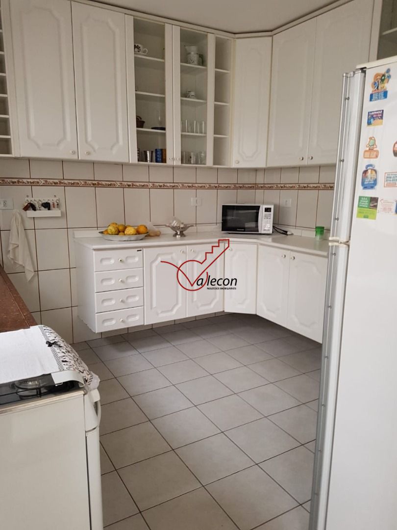 Casa à venda com 3 quartos, 186m² - Foto 16