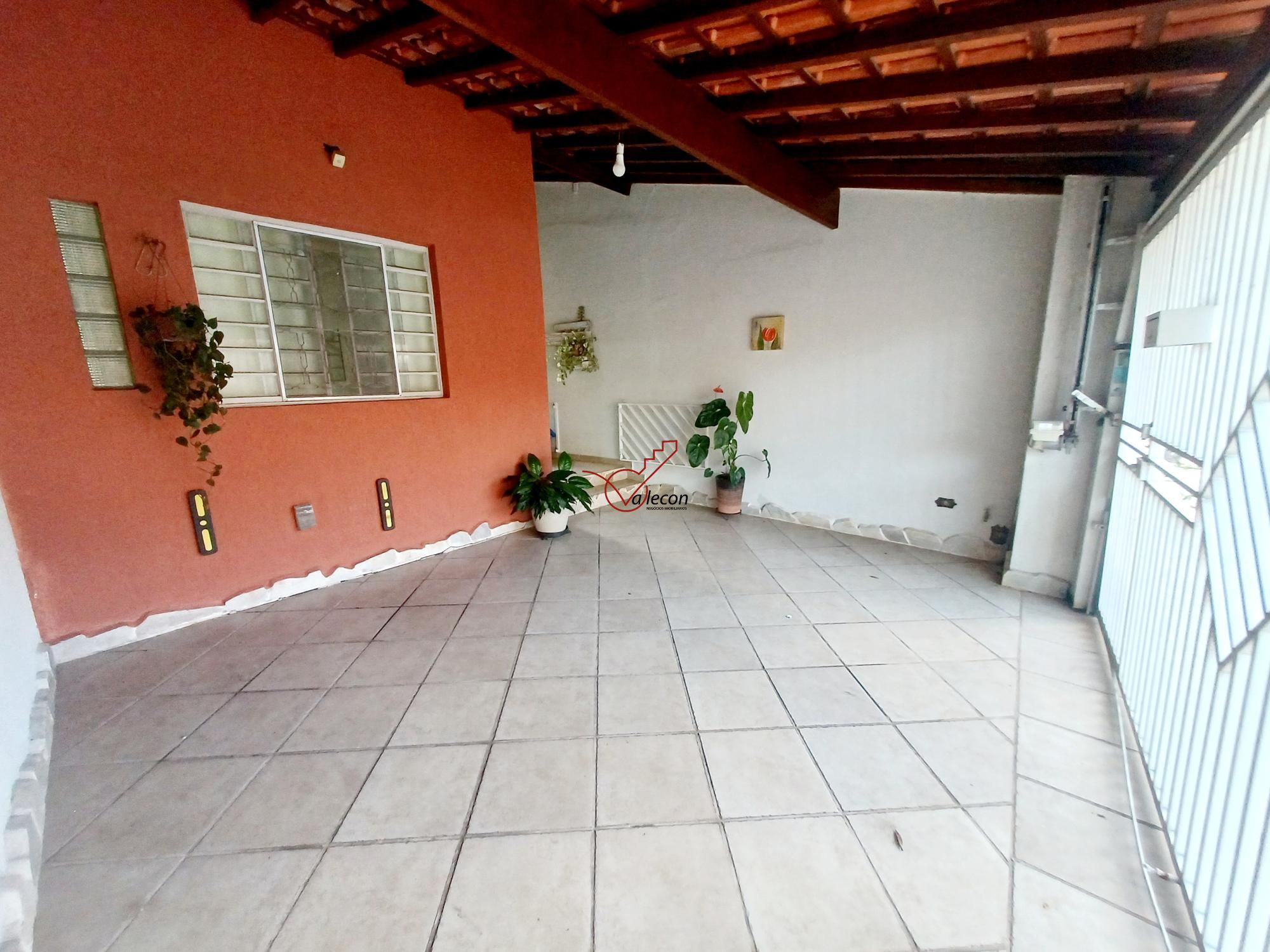 Sobrado 3 dormitórios à Venda- Jardim das Indústrias em São José dos Campos.