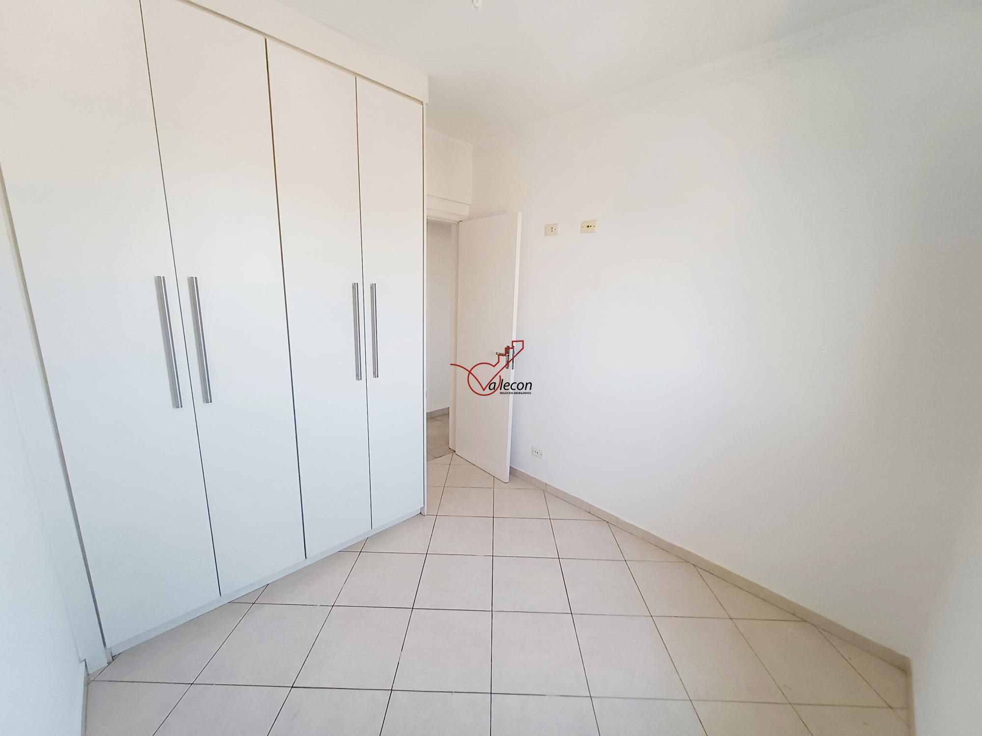 Apartamento à venda com 3 quartos, 75m² - Foto 16