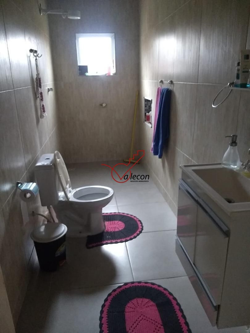 Sobrado à venda com 4 quartos, 90m² - Foto 1