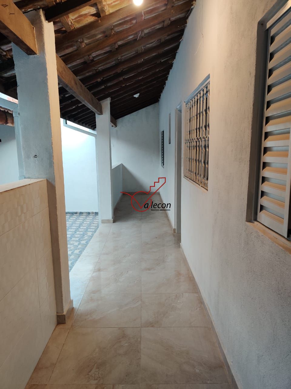 Casa à venda com 4 quartos, 170m² - Foto 12