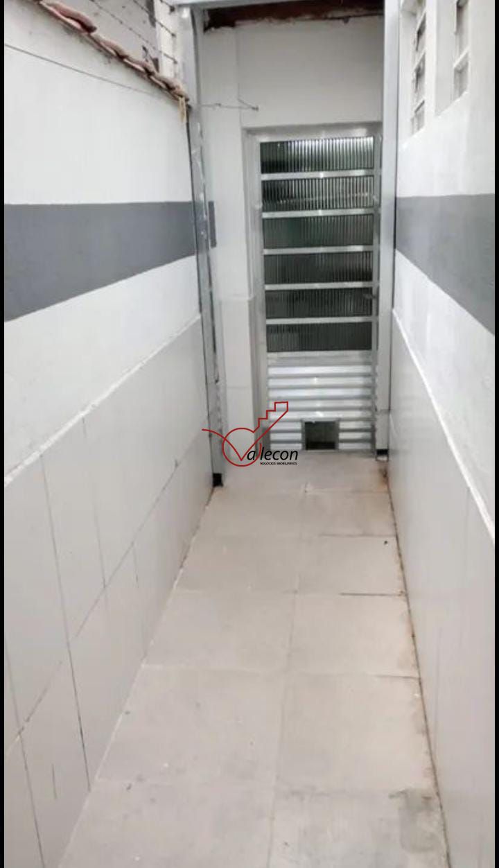 Casa à venda com 3 quartos, 250m² - Foto 12