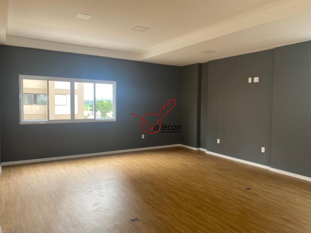 Apartamento para alugar com 2 quartos, 65m² - Foto 35