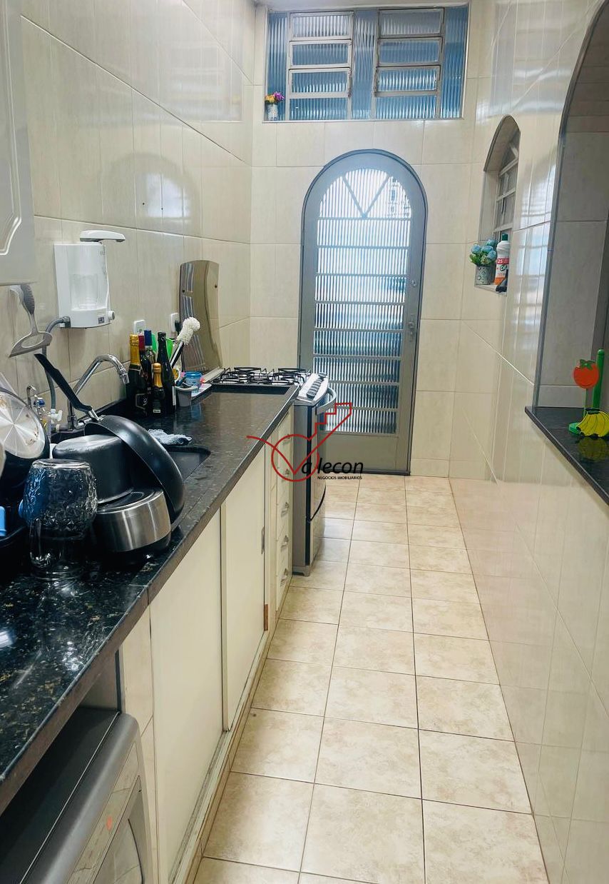 Casa, 3 quartos, 250 m² - Foto 11