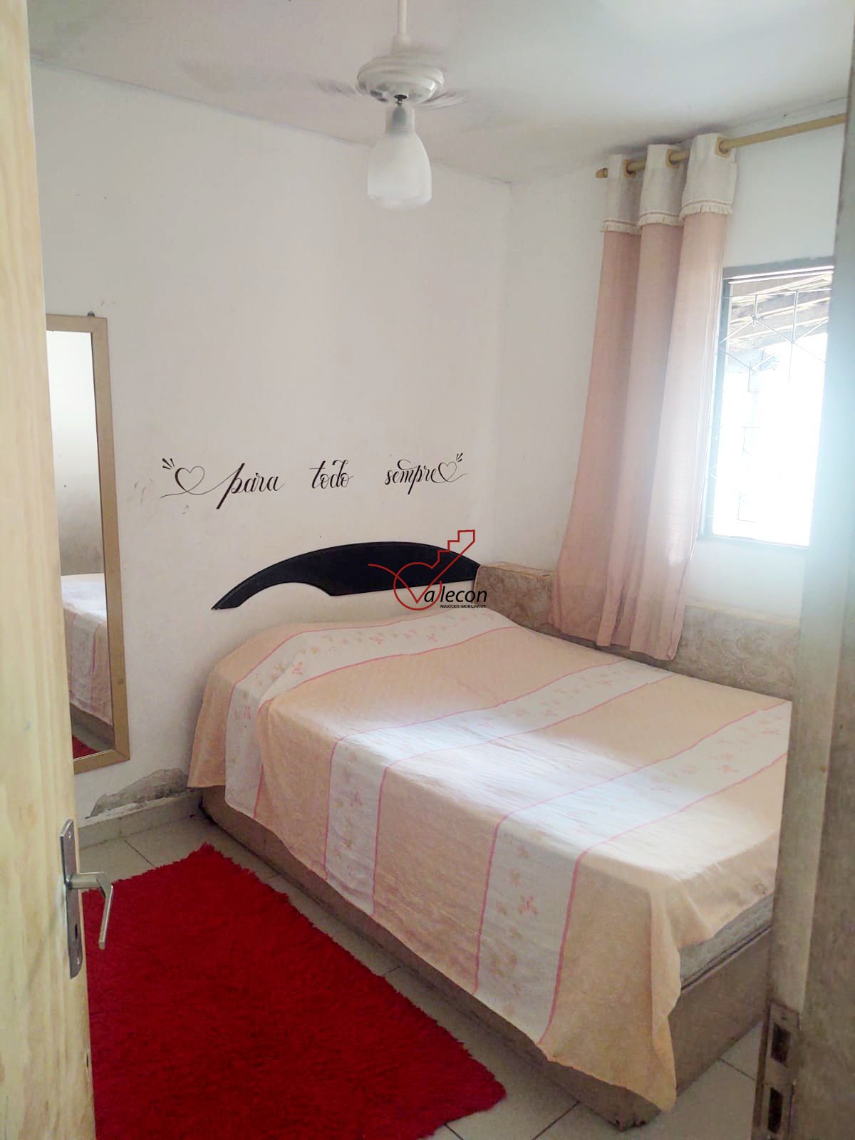 Casa à venda com 2 quartos, 140m² - Foto 4