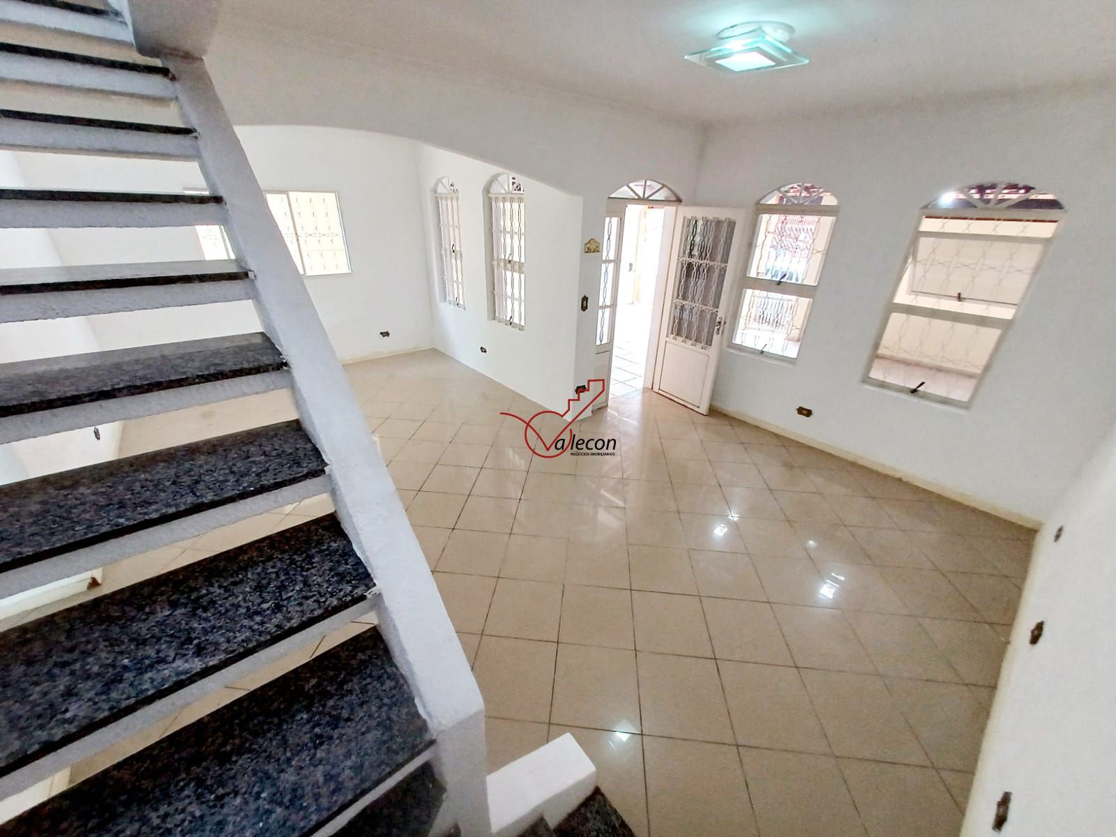 Sobrado à venda com 4 quartos, 325m² - Foto 13