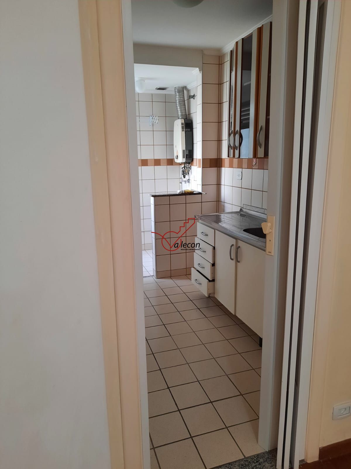 Apartamento à venda com 2 quartos, 60m² - Foto 11