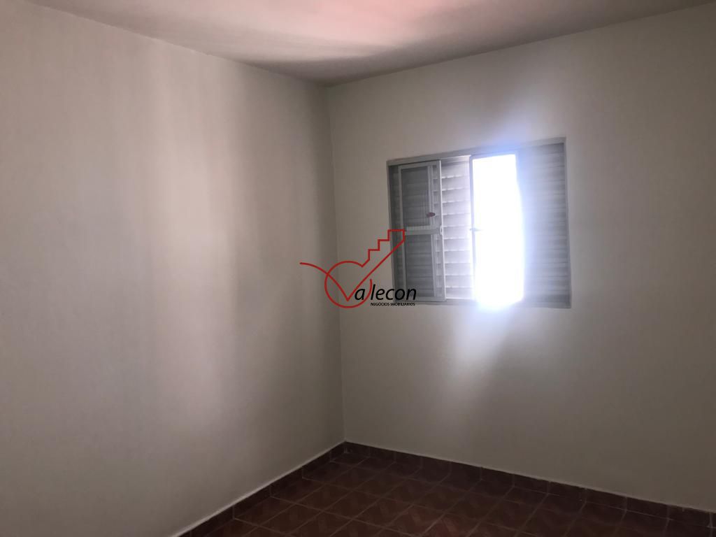 Casa à venda com 6 quartos, 197m² - Foto 23