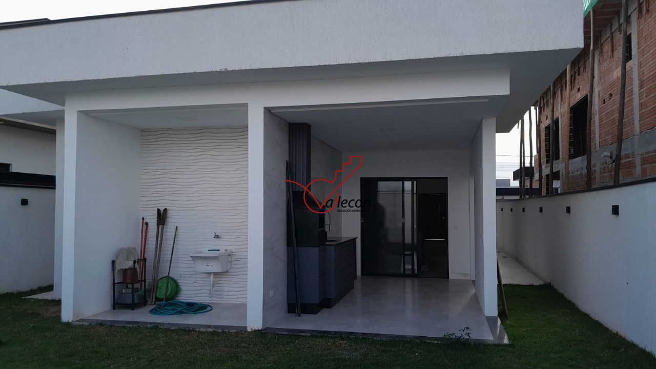 Casa à venda com 3 quartos, 300m² - Foto 5