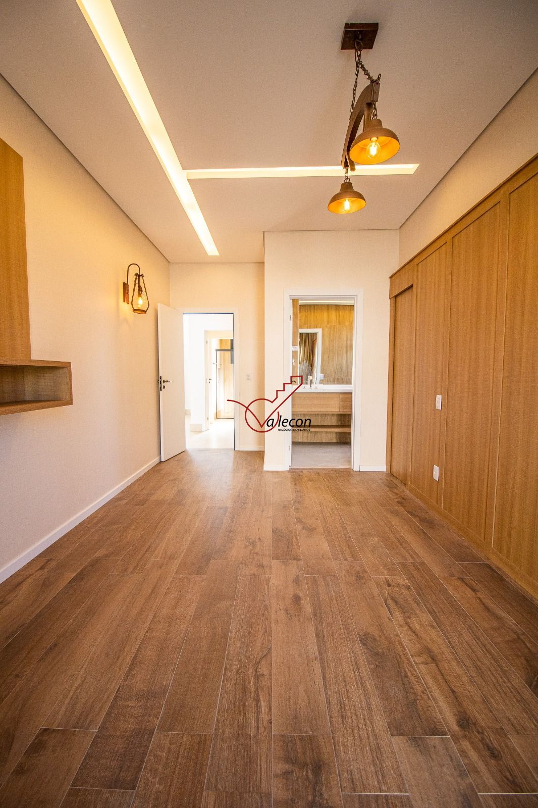 Casa à venda com 4 quartos, 337m² - Foto 14