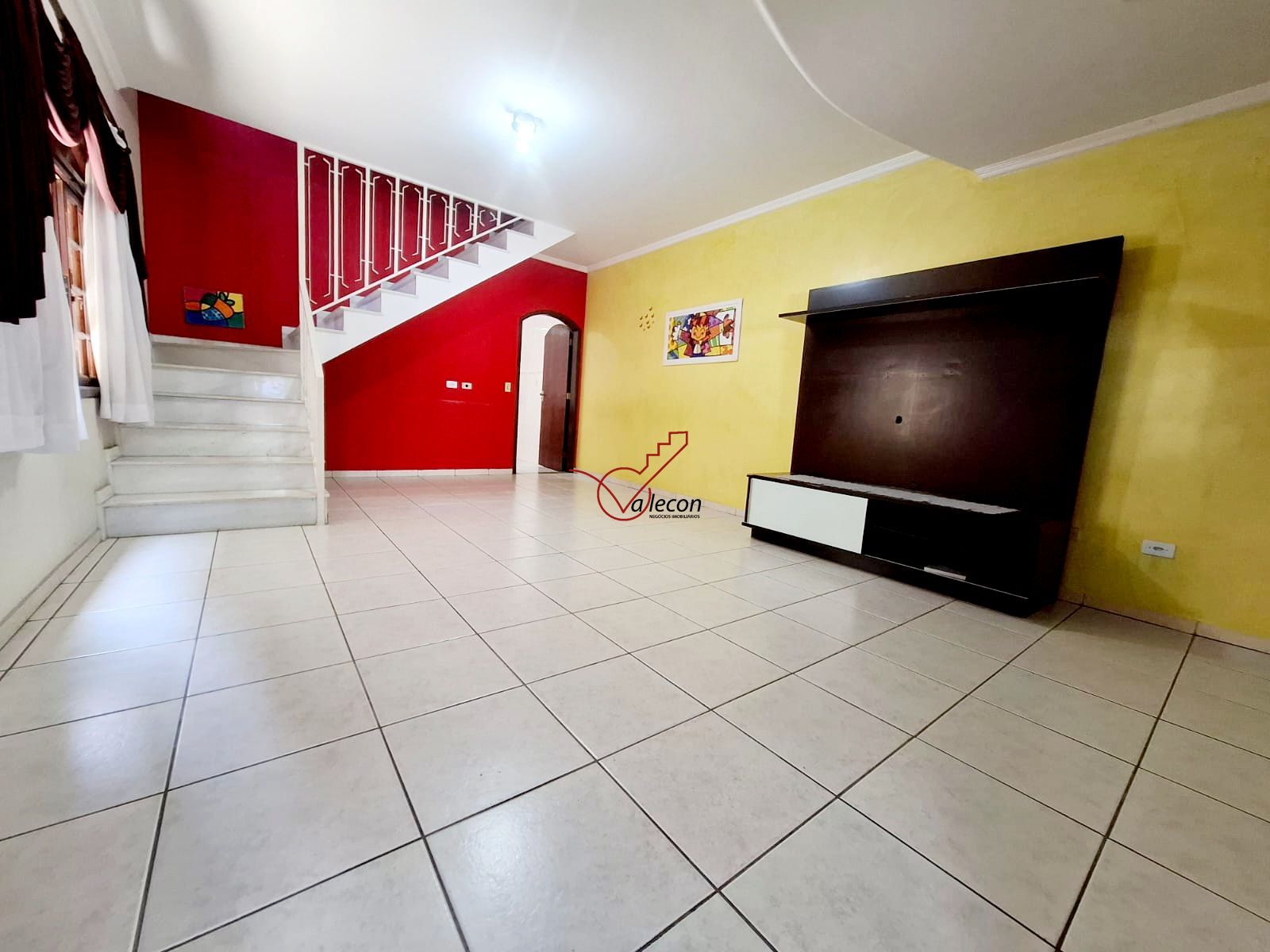 Sobrado à venda com 3 quartos, 170m² - Foto 1