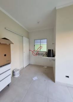 Casa à venda com 2 quartos, 55m² - Foto 12