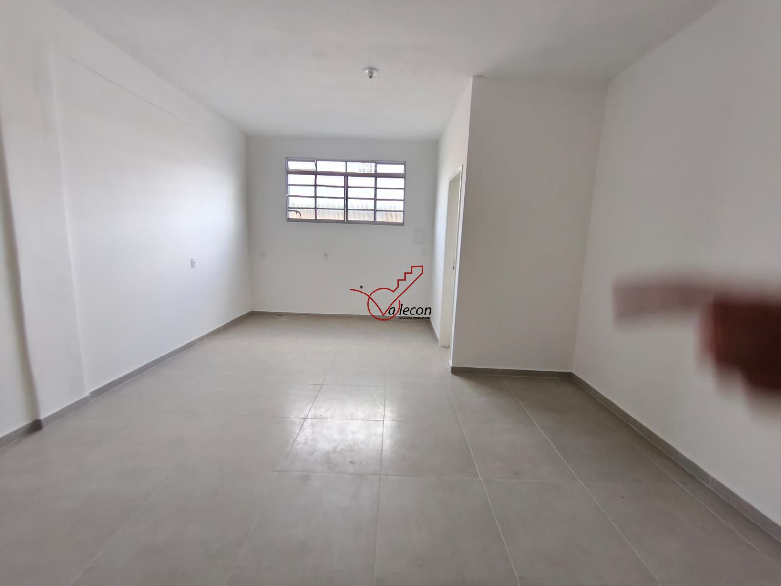 Sala Comercial em Região Estratégica de SJC