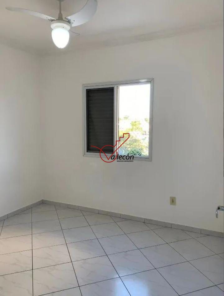 Apartamento à venda com 3 quartos, 78m² - Foto 7