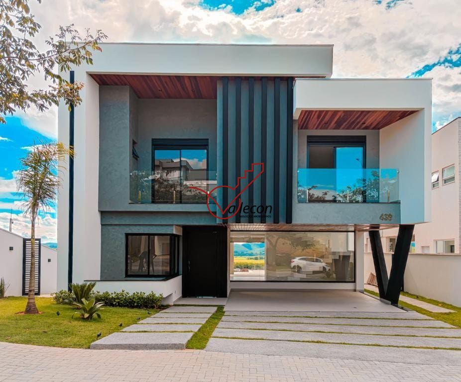 Casa de Condomínio à venda e aluguel com 5 quartos, 470m² - Foto 1