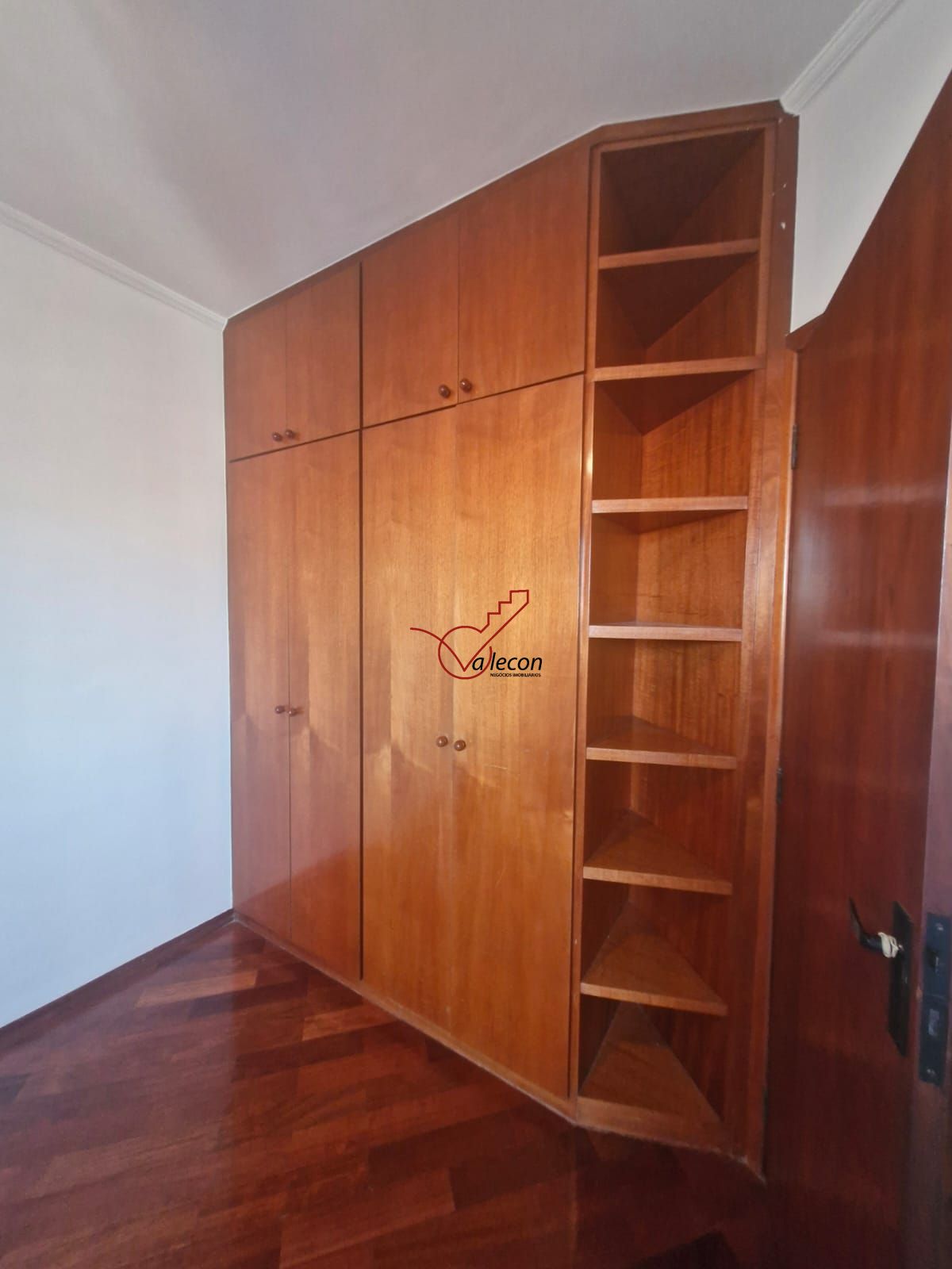 Apartamento à venda com 3 quartos, 81m² - Foto 6