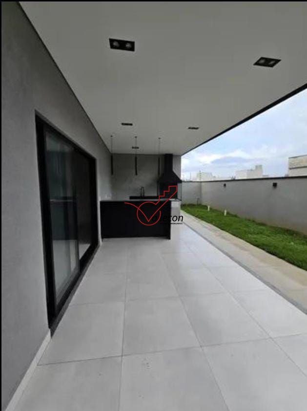 Casa à venda com 3 quartos, 300m² - Foto 12