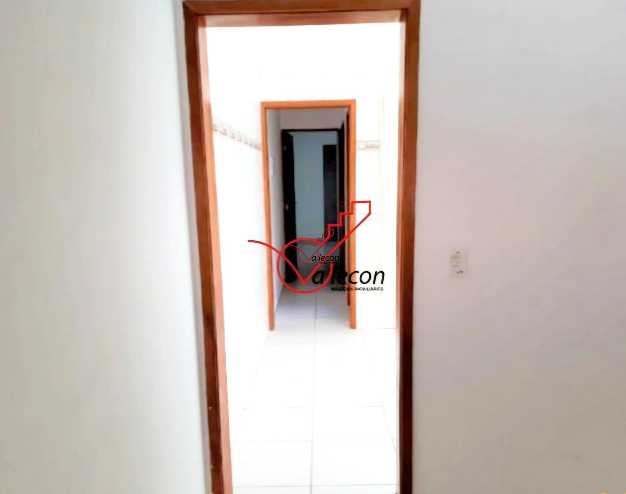 Casa à venda com 2 quartos, 64m² - Foto 6