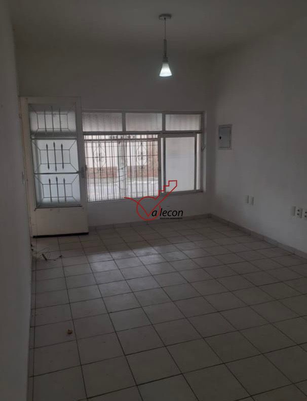 Casa à venda com 5 quartos, 217m² - Foto 3