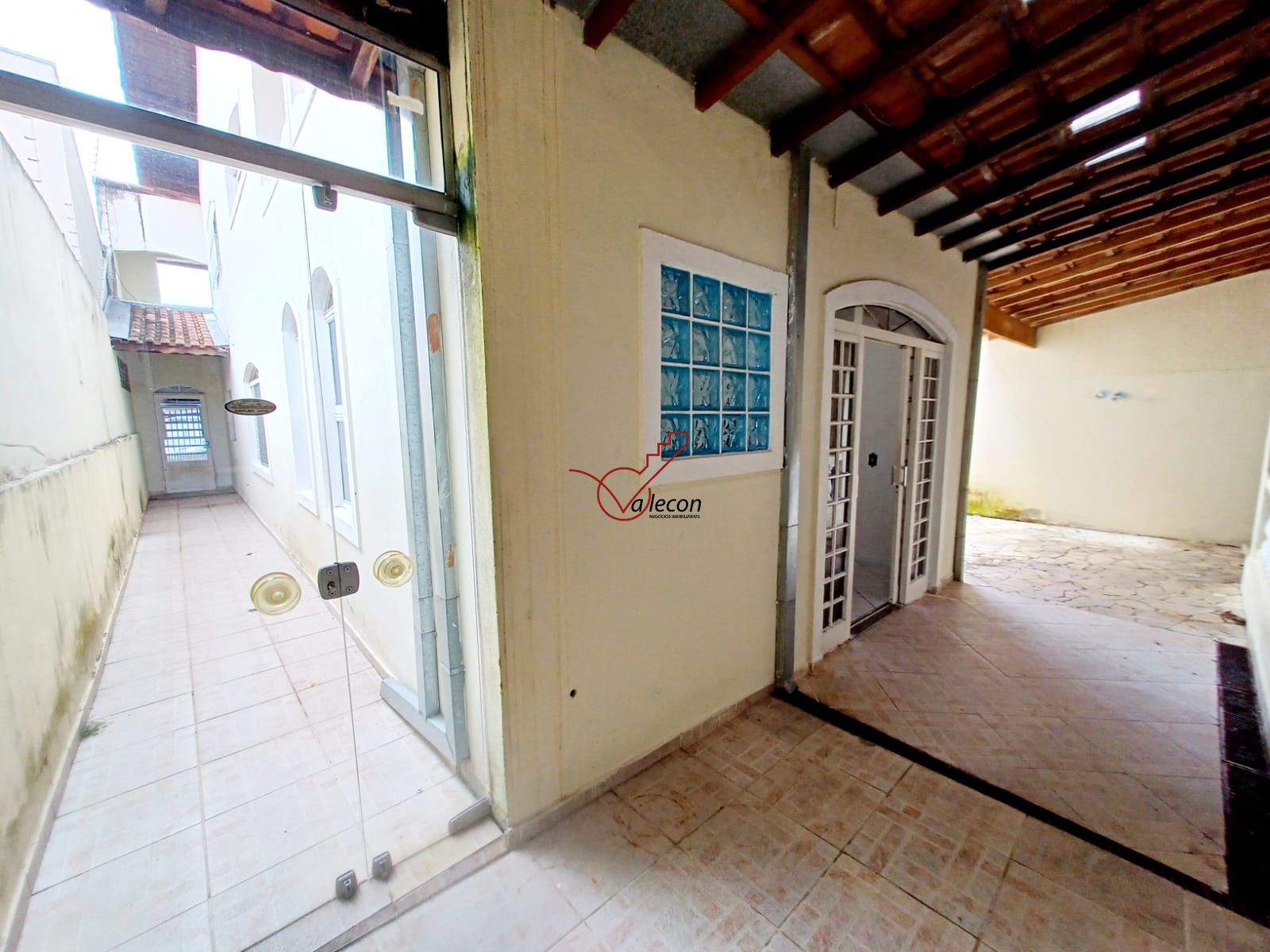 Sobrado à venda com 4 quartos, 325m² - Foto 49