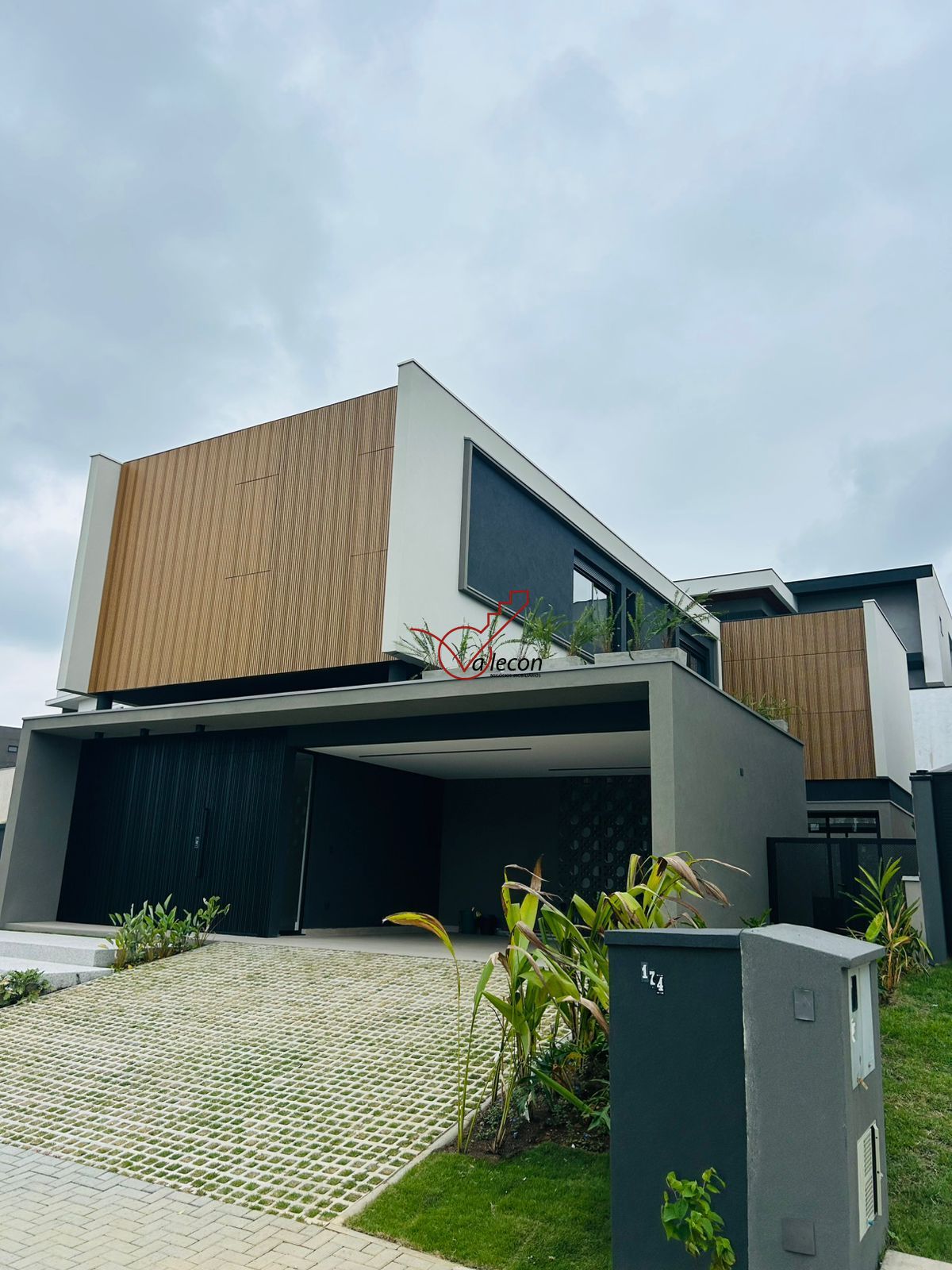 Casa Hiato - Um Lar de Sofisticação e Conforto no Condomínio Alphaville 2.
