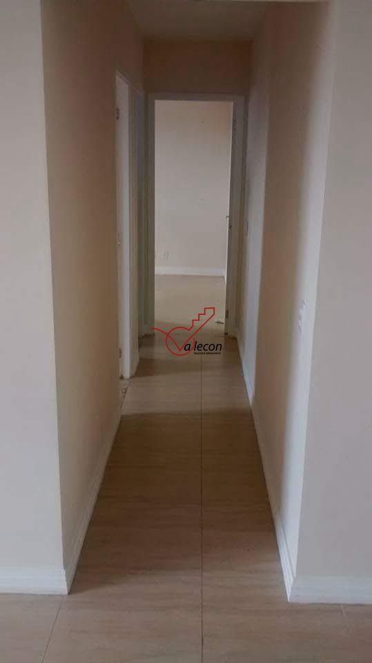 Apartamento à venda com 2 quartos, 58m² - Foto 6