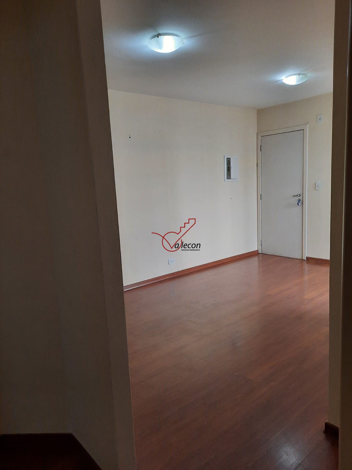 Apartamento à venda com 2 quartos, 60m² - Foto 4