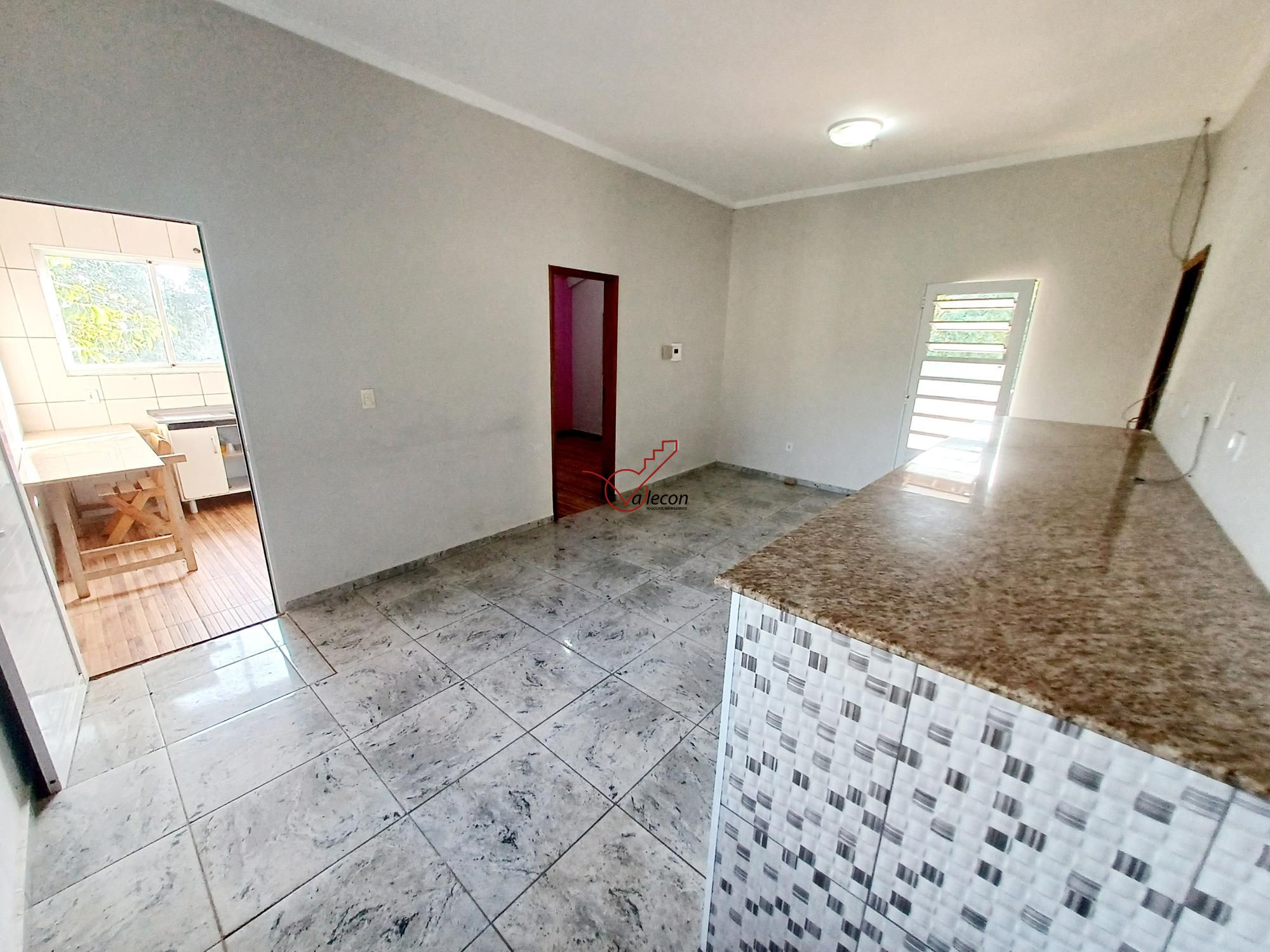 Chácara à venda e aluguel com 2 quartos, 150m² - Foto 4