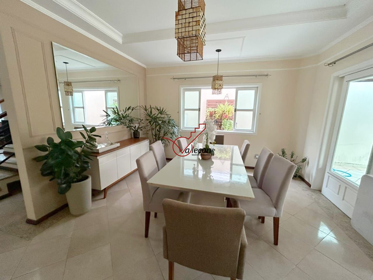 Casa, 5 quartos, 242 m² - Foto 4