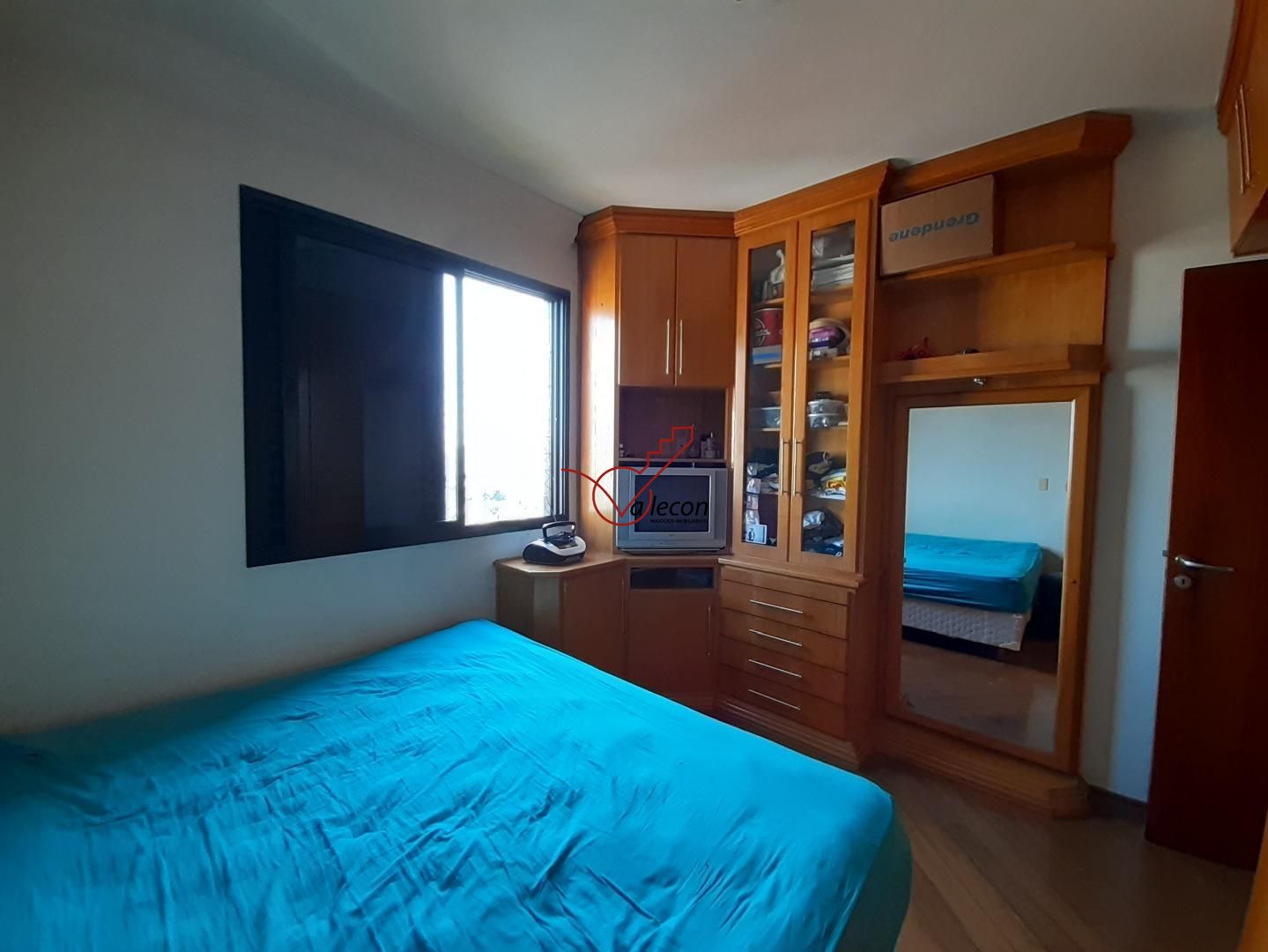 Apartamento à venda com 3 quartos, 135m² - Foto 5