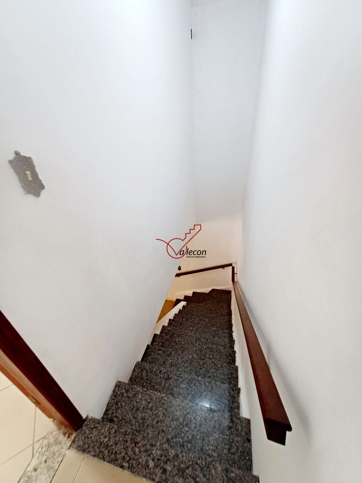 Sobrado à venda com 4 quartos, 325m² - Foto 40