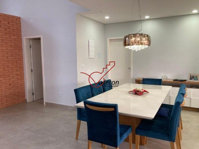 Casa à venda com 4 quartos, 380m² - Foto 4