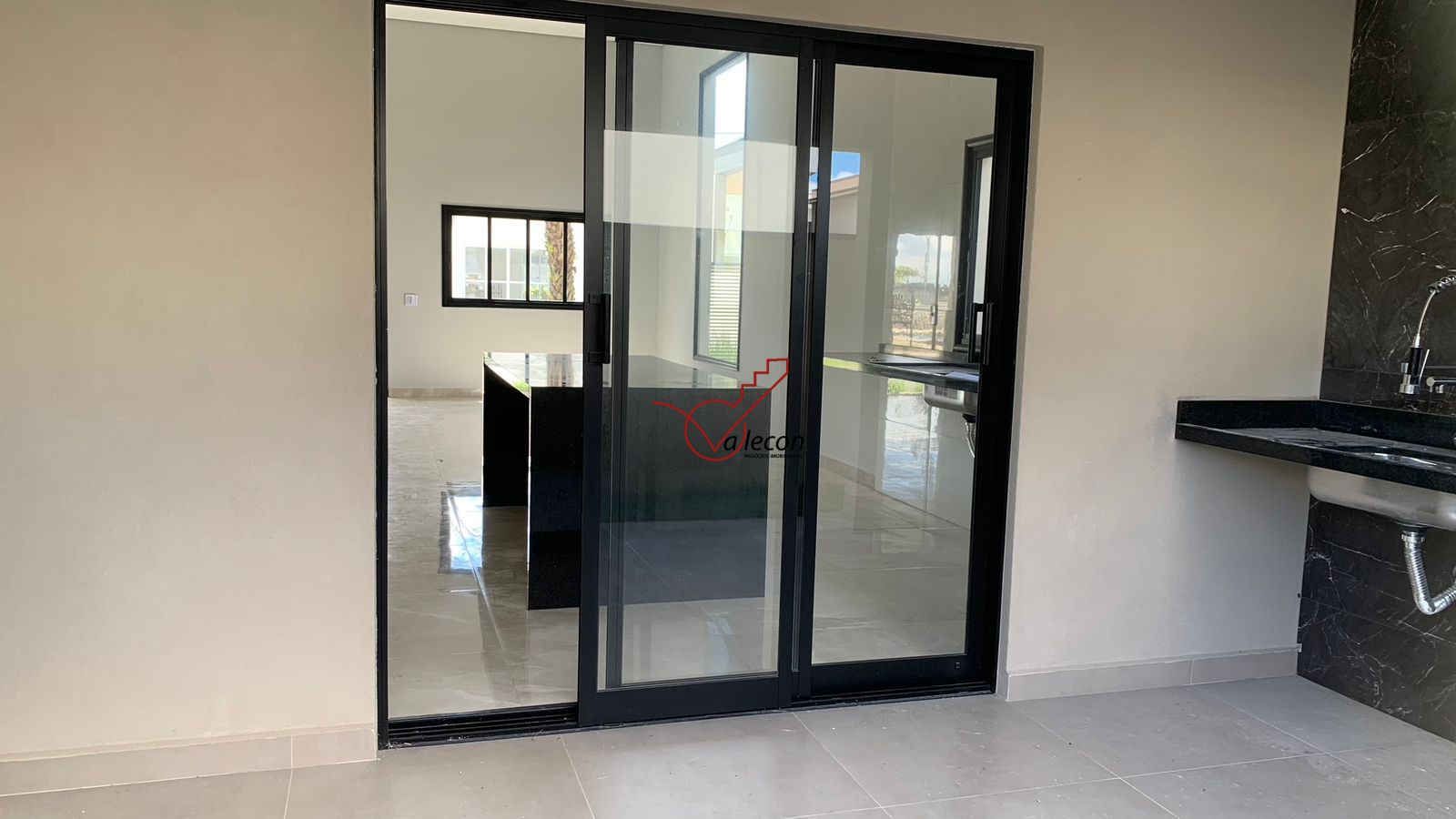 Casa à venda com 3 quartos, 160m² - Foto 17