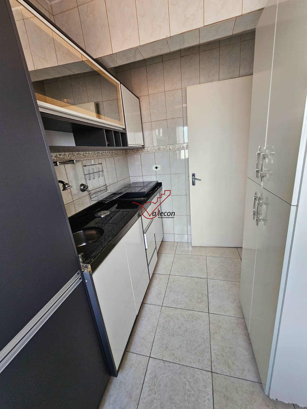 Apartamento à venda com 1 quarto, 59m² - Foto 23