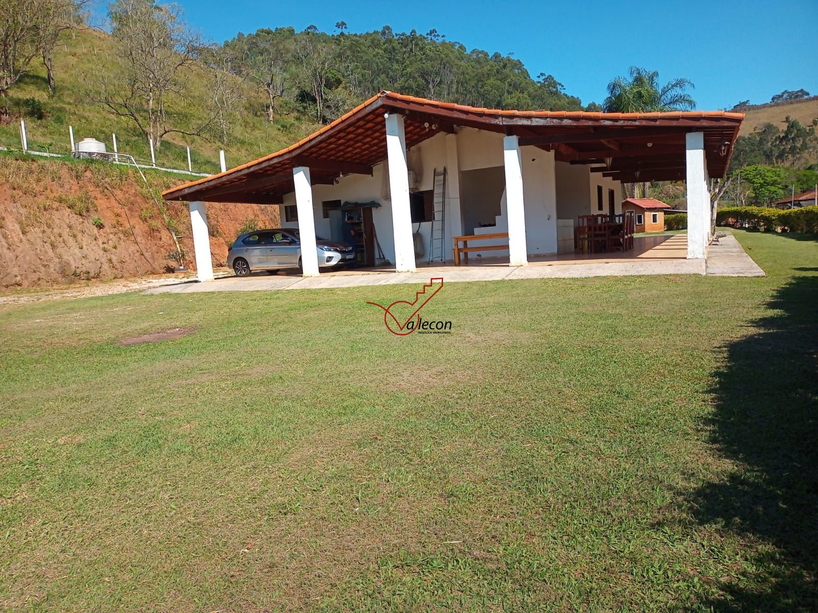 Sítio à venda com 2 quartos, 160m² - Foto 40