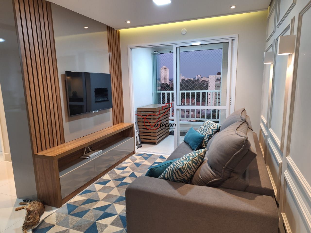 Apartamento à venda com 2 quartos, 65m² - Foto 4