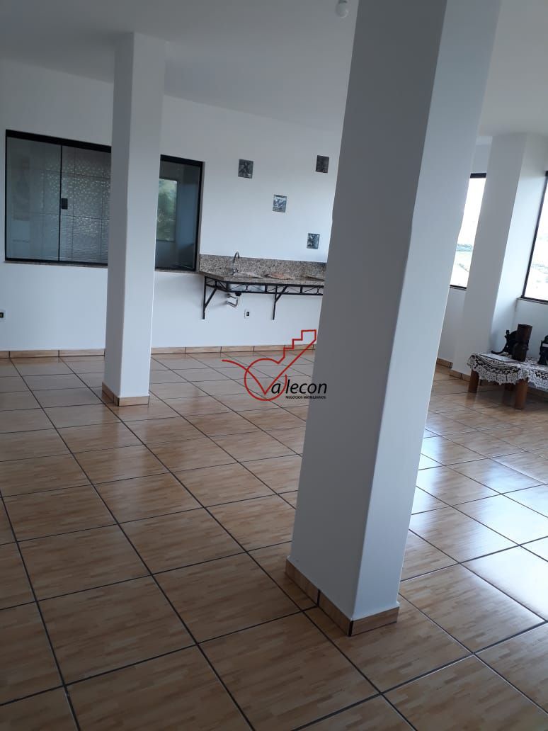 Casa à venda com 3 quartos, 326m² - Foto 17