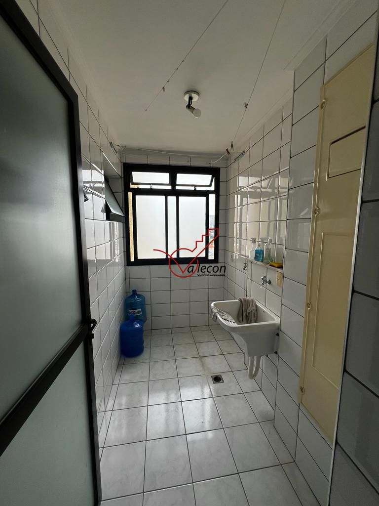 Apartamento para alugar com 3 quartos, 85m² - Foto 1