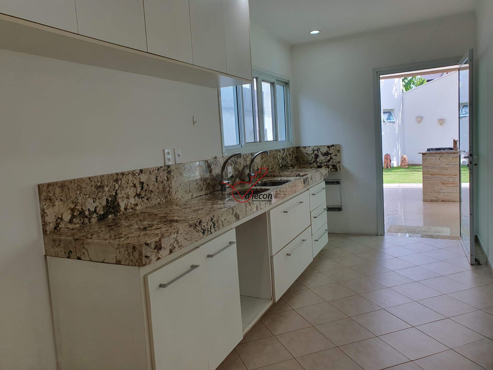 Sobrado à venda e aluguel com 4 quartos, 480m² - Foto 23